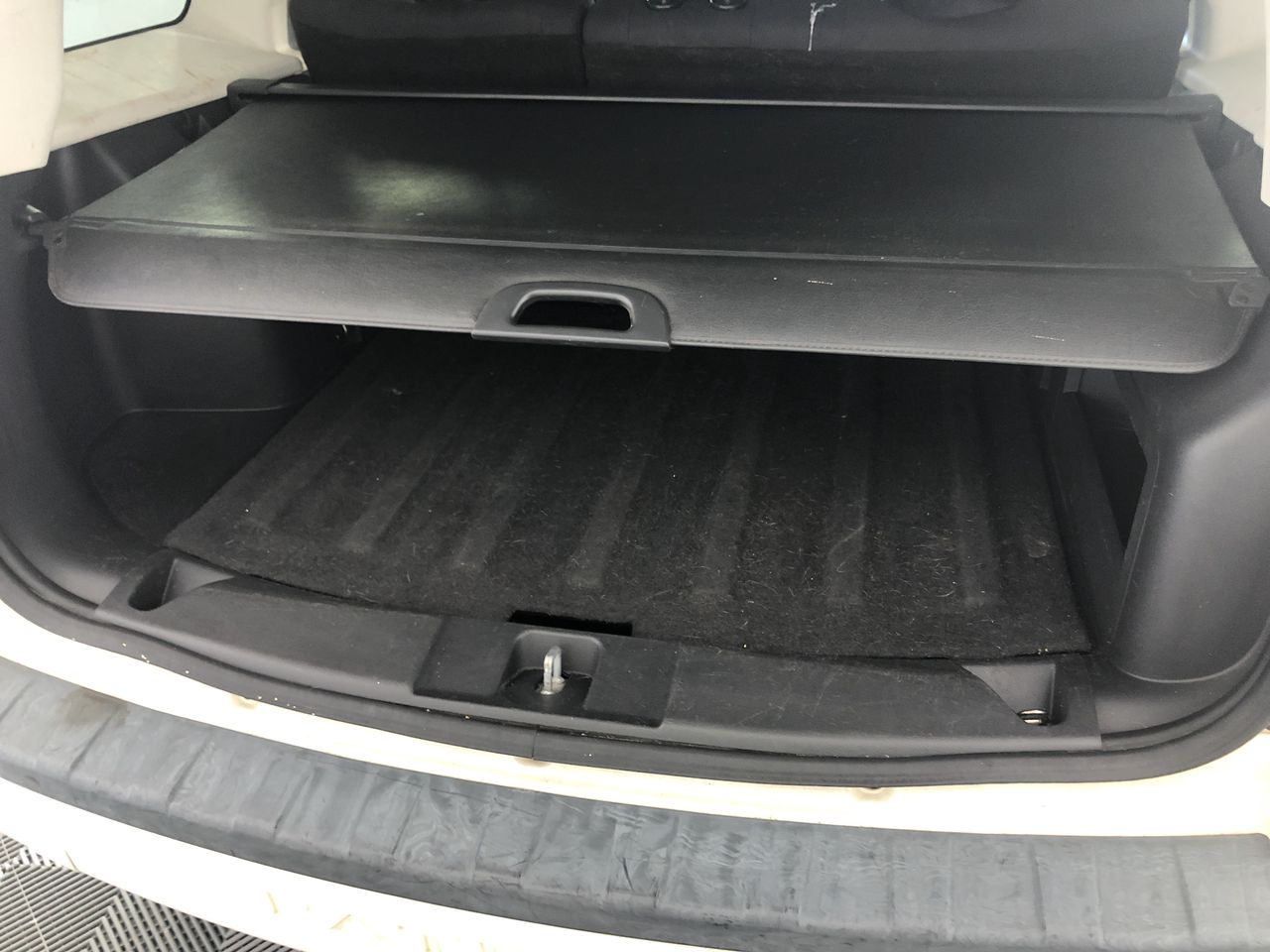 U BY KOTEX Designer Series Liners 180 Count (6 x 30 Pack), Packaging of Box