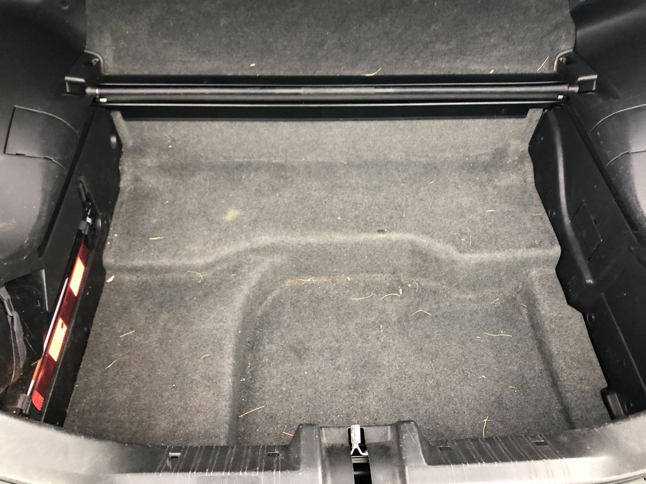 COLGATE Total 8pk Advanced Plus Toothbrushes w/ Floss Tip Bristles. NB: Dam