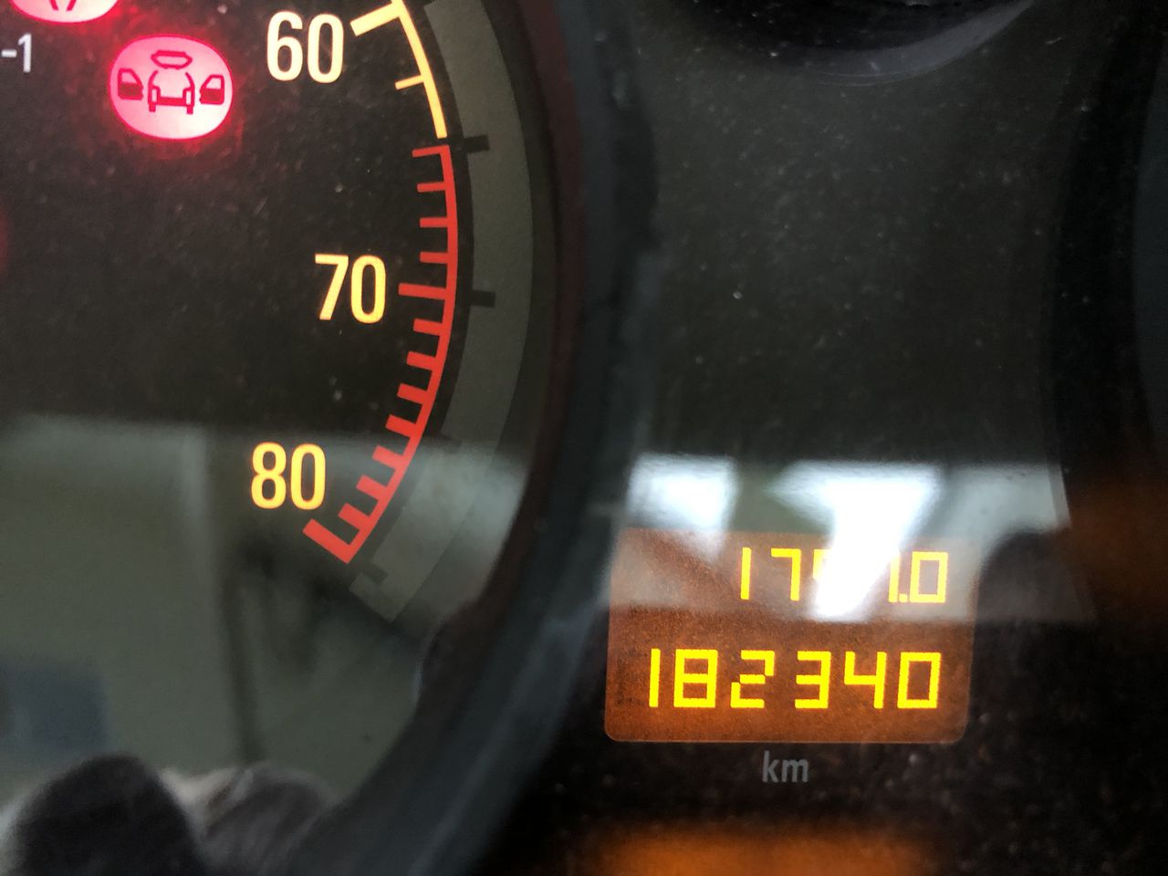 Electric Ride On Sweeper (Unused)