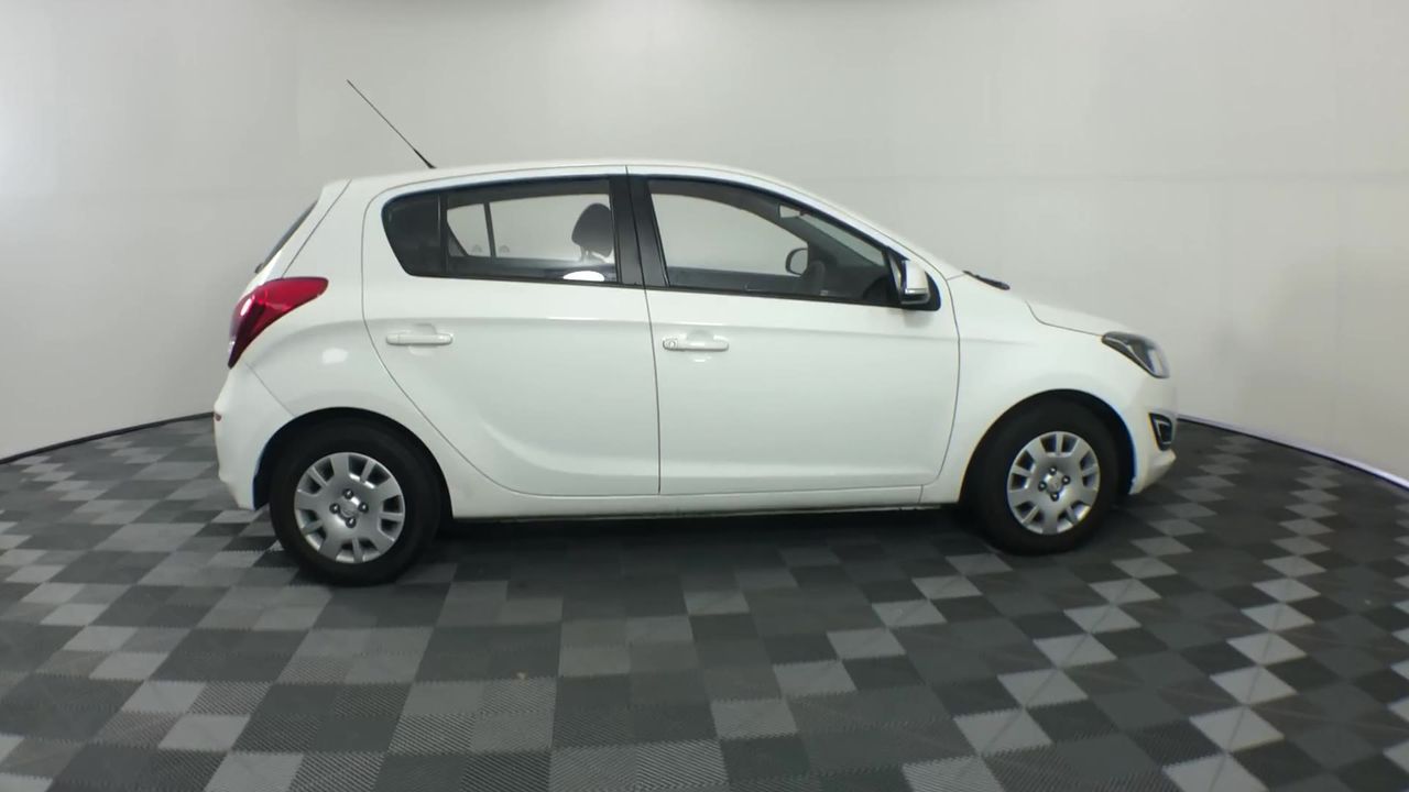 Designer Multilayer Bar & Circle Pendant Necklace - Yellow