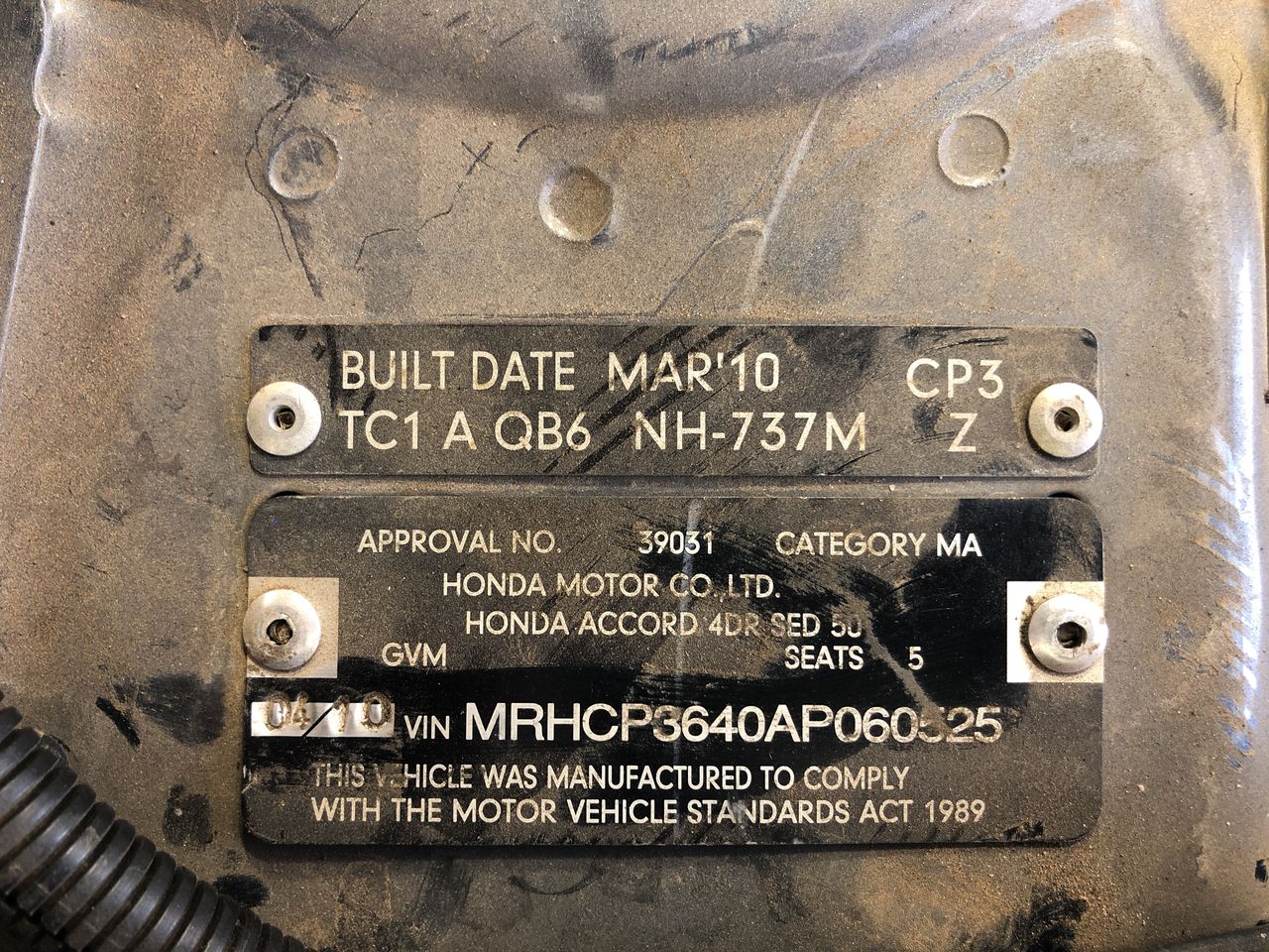 9K WHITE GOLD 0.18ct HI I1 DIAMOND NECKLACE 45cm