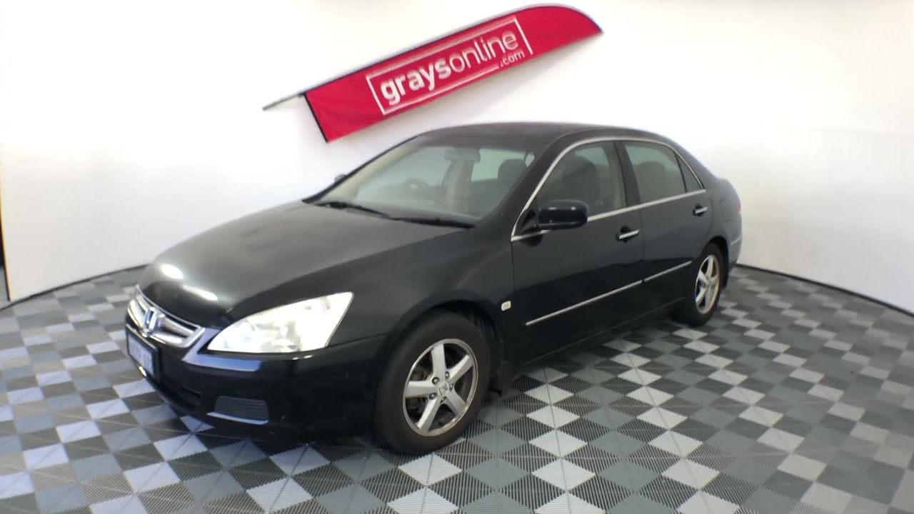 Hollywood Style - Navy Leather Bracelet