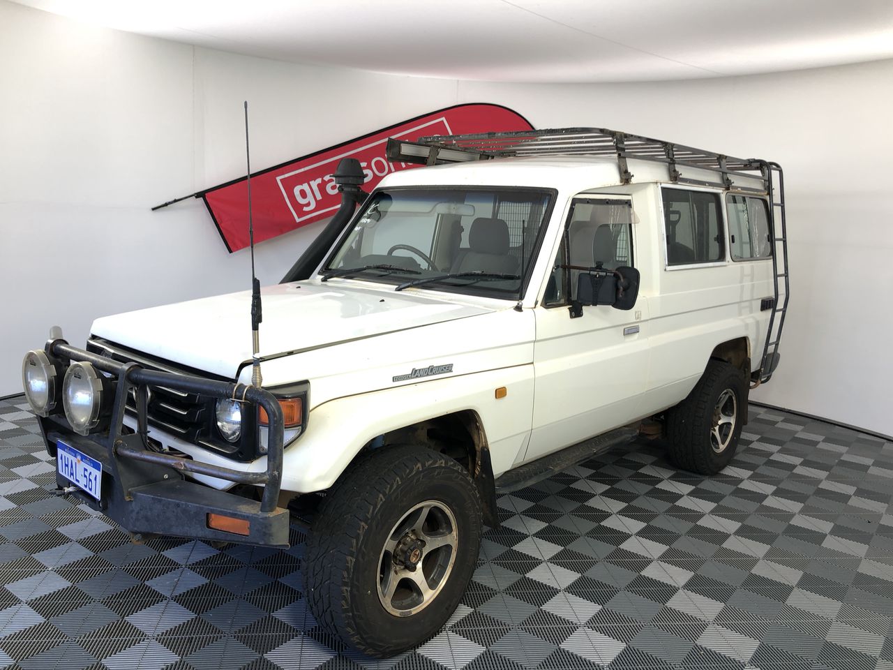 $1 2023 Mob Of Roos - King Charles III