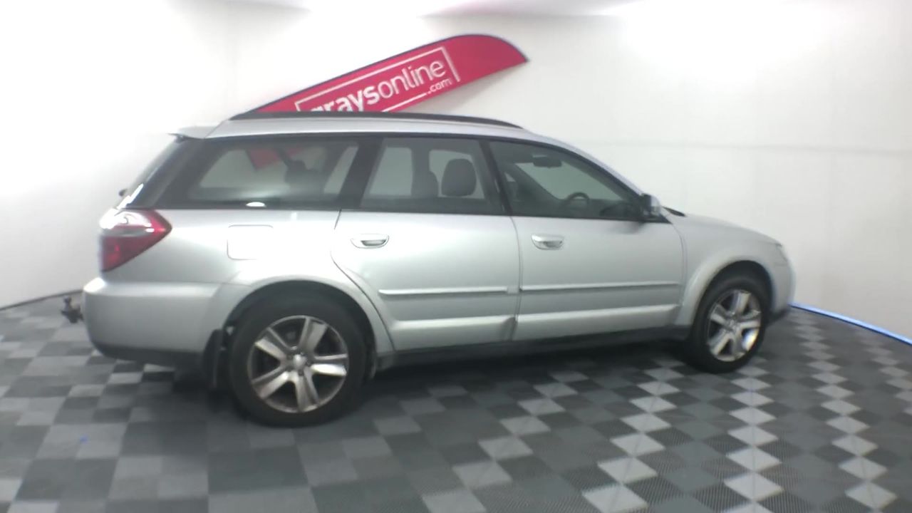 The Hero Preservative Free Pinot Noir (6x 750mL)