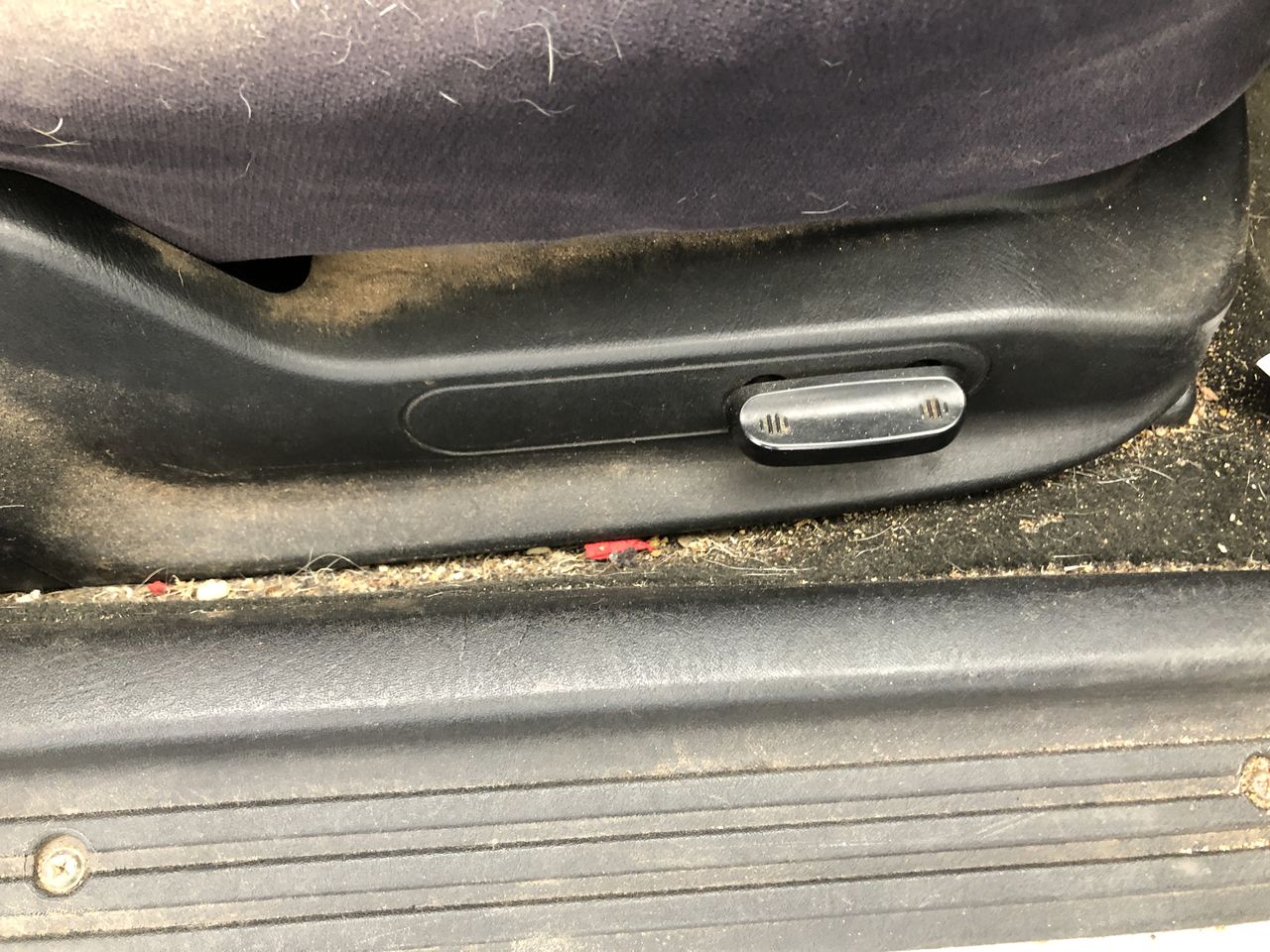 The Hero `Preservative Free` Pinot Noir 2023 (6x 750mL) SA