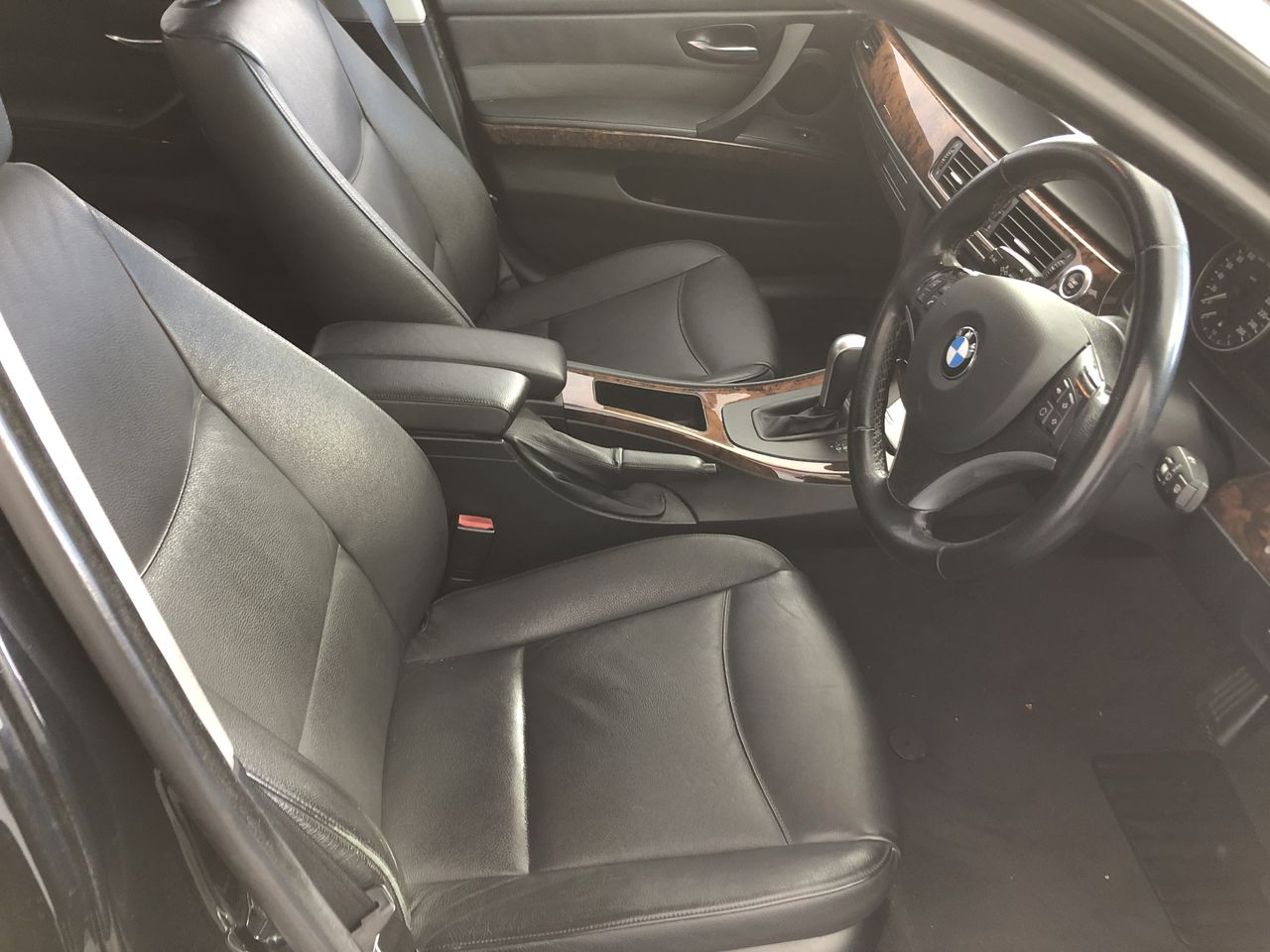 Upside Down Prosecco NV (6x 750mL).