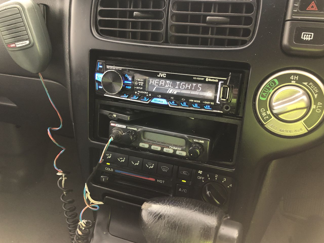 Lindeman's Bin 65 Chardonnay (6x 750mL).