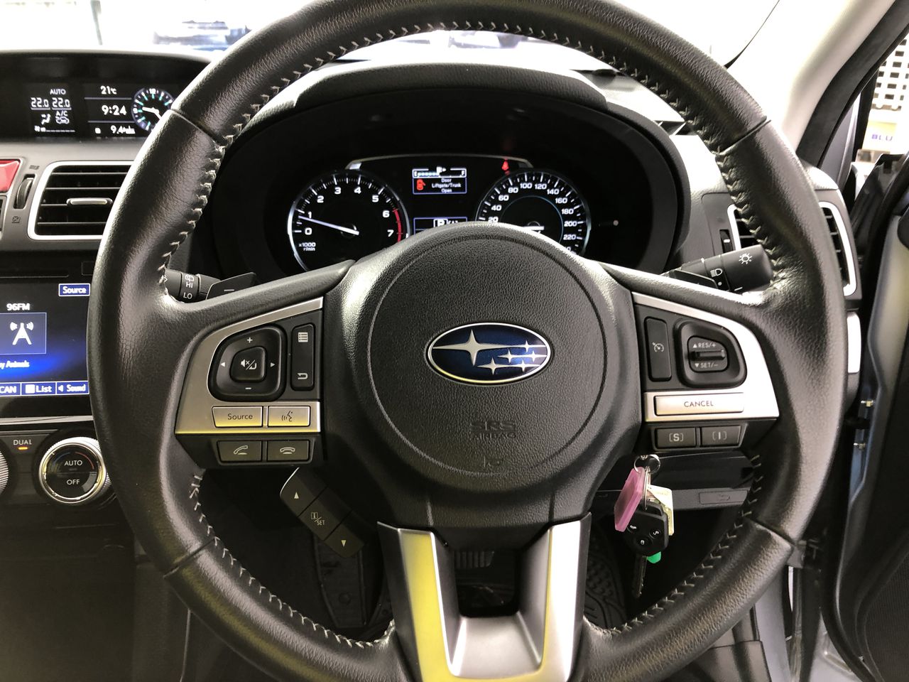 Wolf Blass Yellow Label Pinot Noir (6x 750mL). SA