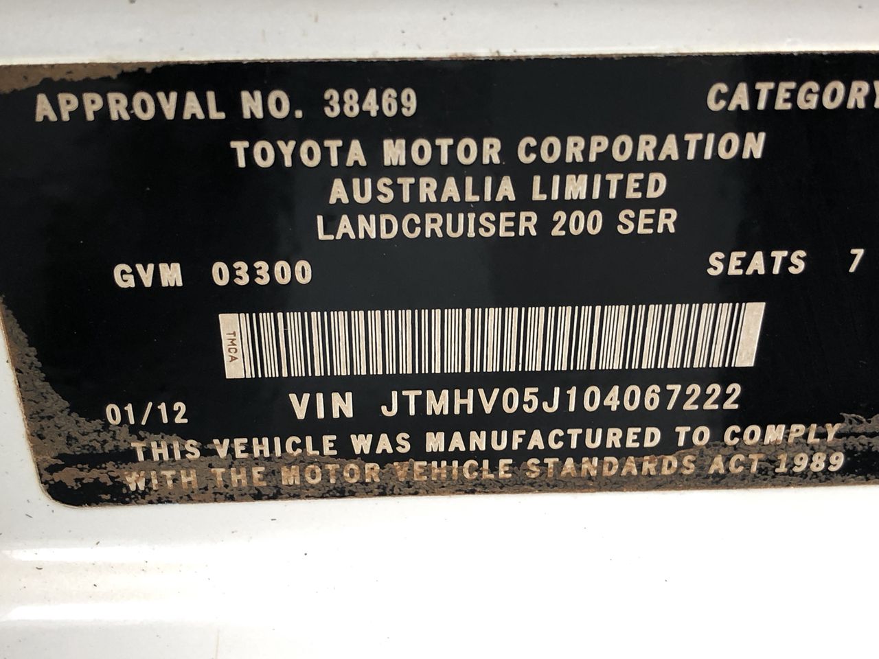 PHILIPS 3000 Handheld Steamer, Compact & Foldable, Dark Green (STH3020/70).