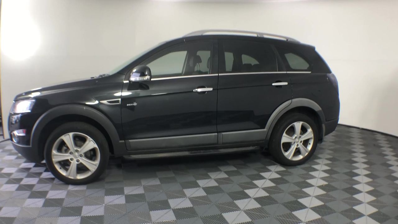 2 x 32DEGREES Women's Sueded Tech Pants, Size M, Beige.