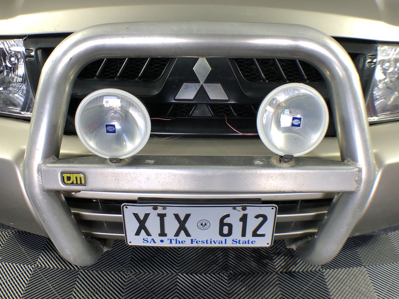 APPLE MagSafe Battery Pack, White, Model A2384. SN: DL2FREP80NLJ. NB: Well-