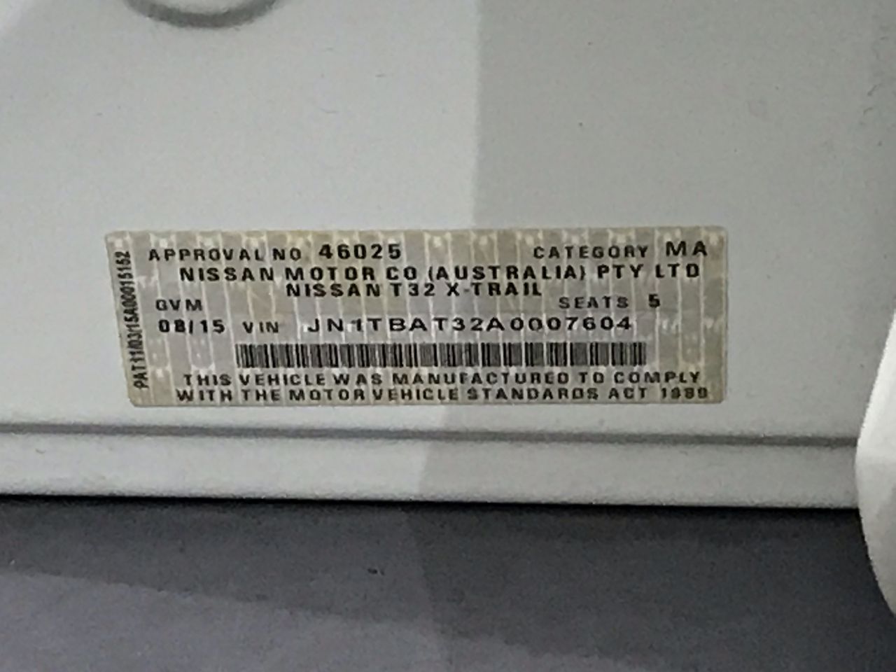 Mens Chunky 10mm Wide Figaro Necklace in Silver - 22 inches