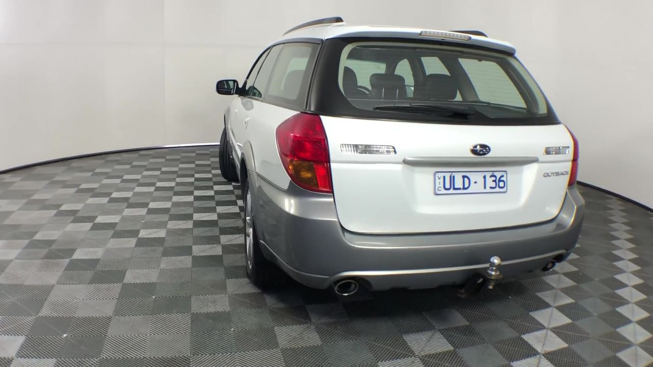 Yellowtail Pinot Grigio (6 x 750mL), SE, AUS.