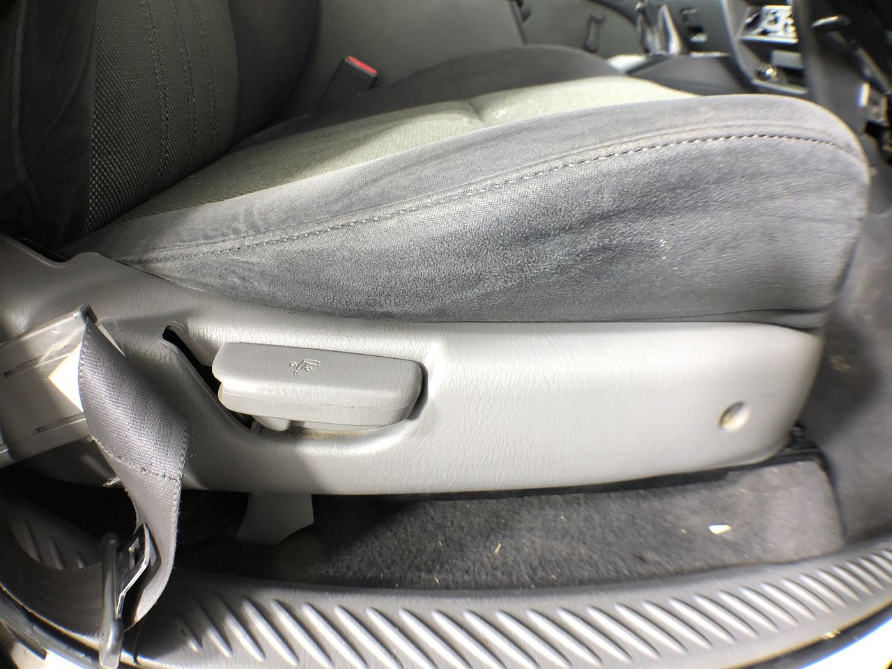 230 Strong Men Cleanskin Shiraz 2022 (12x 750mL) SA