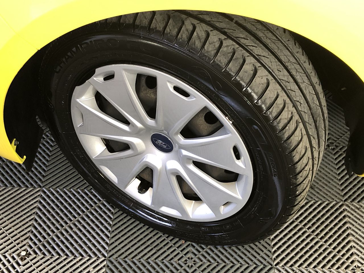 2022 Queen Elizabeth Platinum Jubilee Gold plated Medallion