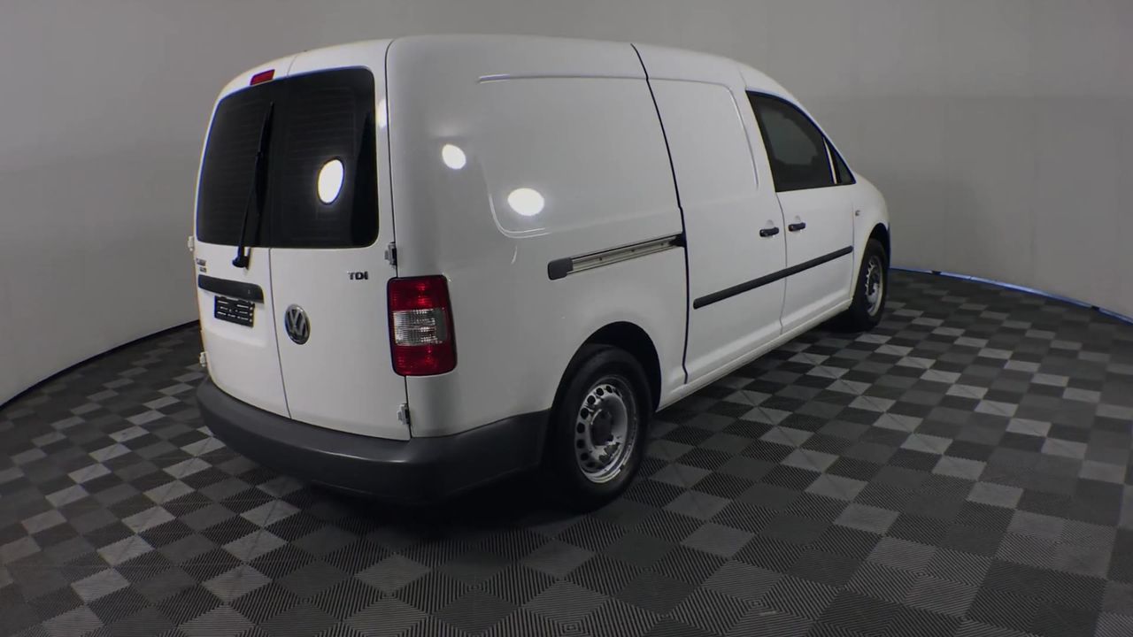 0.07 Carat round 2 white diamond