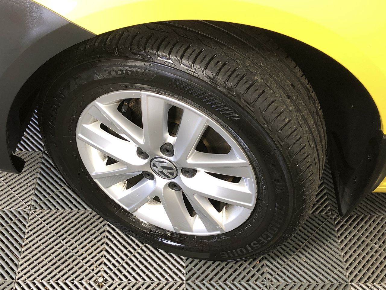 61.79 carat rectangular prasiolite is rare with valua: $1,186