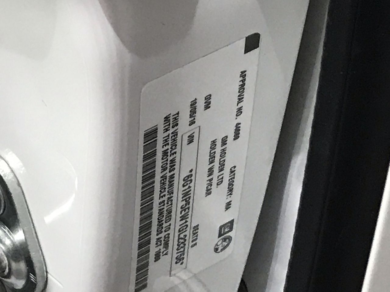 complete set of 8 Rare 2014 5 gram Certified Animal Series
T