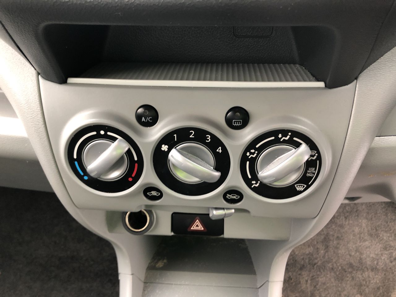 4 Packs of 6 x CUMBERLAND Packaging Tapes, 48 mm x 75M, Clear.