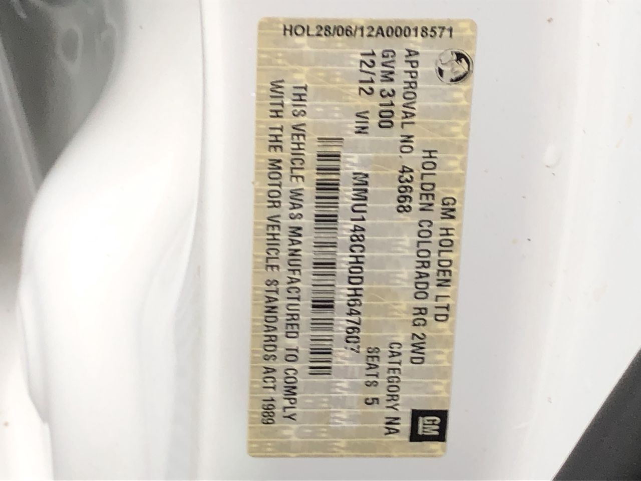 MAISTO Jeep Overlander Race Car Toy, Blue. NB: Minor use, not in original p