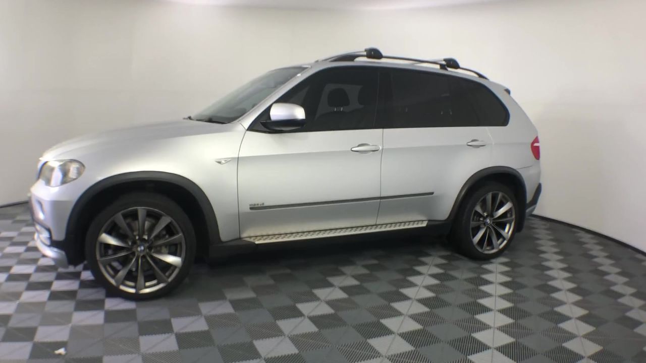 SLING IT Minstrel Medieval Sausage Slinging Game. NB: Used, not in original