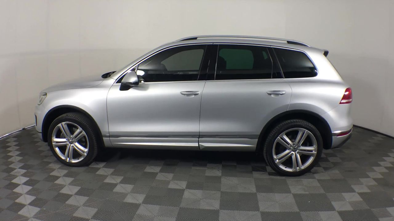 Pack of 20pc XURI Cooked Salted Egg, 840g. N.B: Not in original box & 1 x e