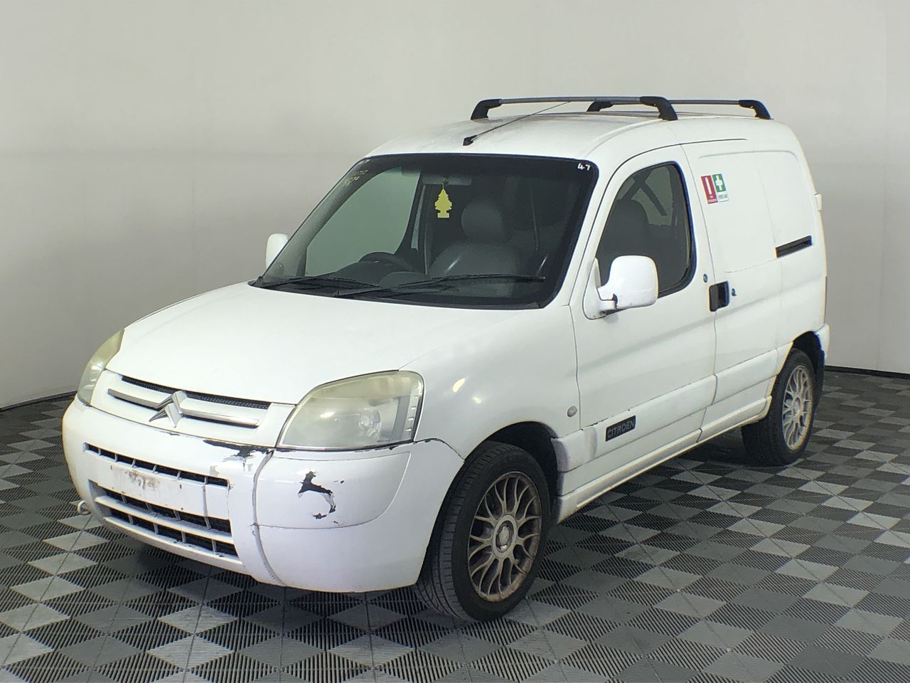 CANTERBURY Men's Anchor Polo, Size XL, 35% Cotton, Black.  Buyers Note - Di