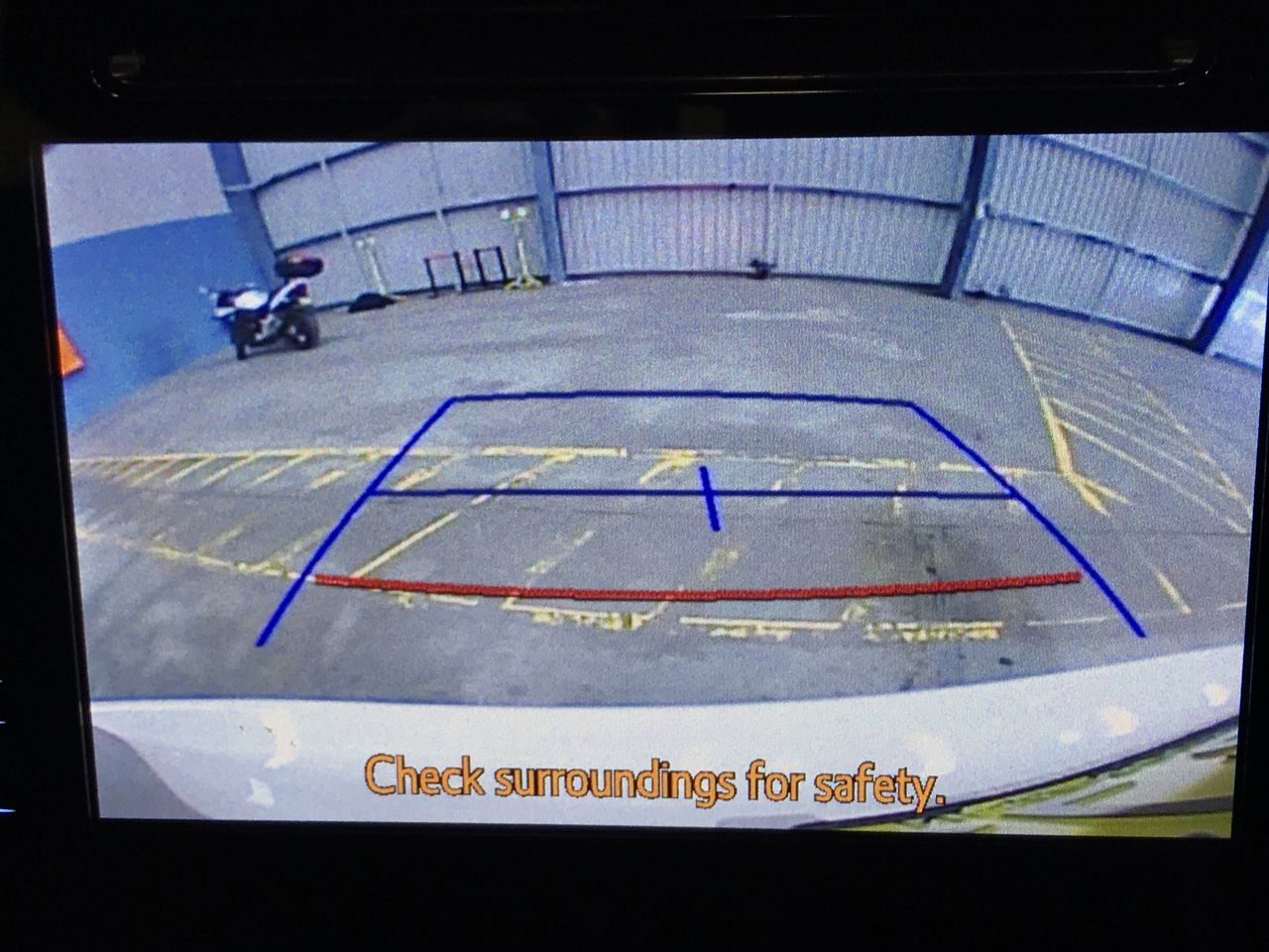 0.07 carat round 2 white diamond, 1g silver bar x 2, 0.04 white diamond