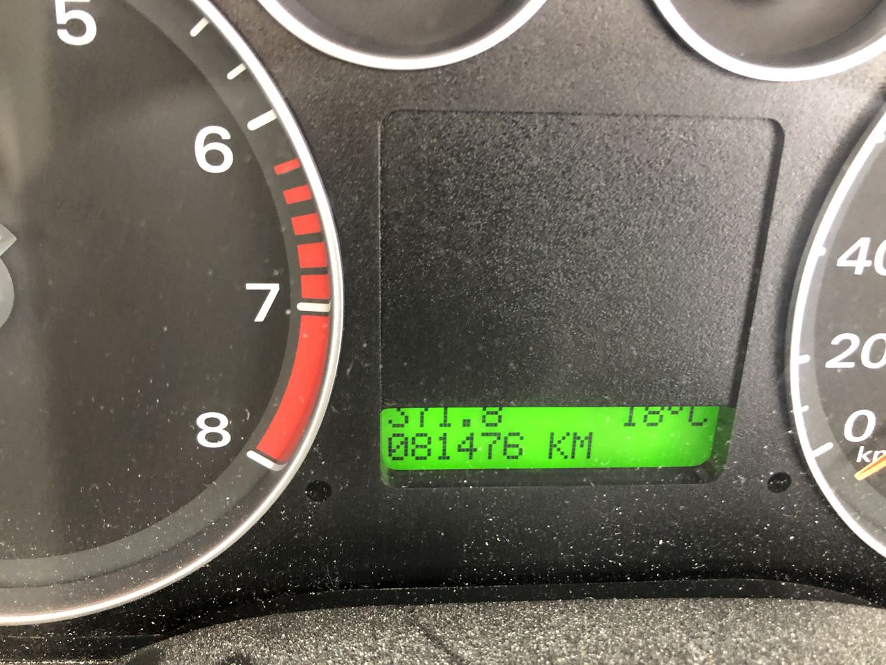 0.07 Carat round 2 white diamond