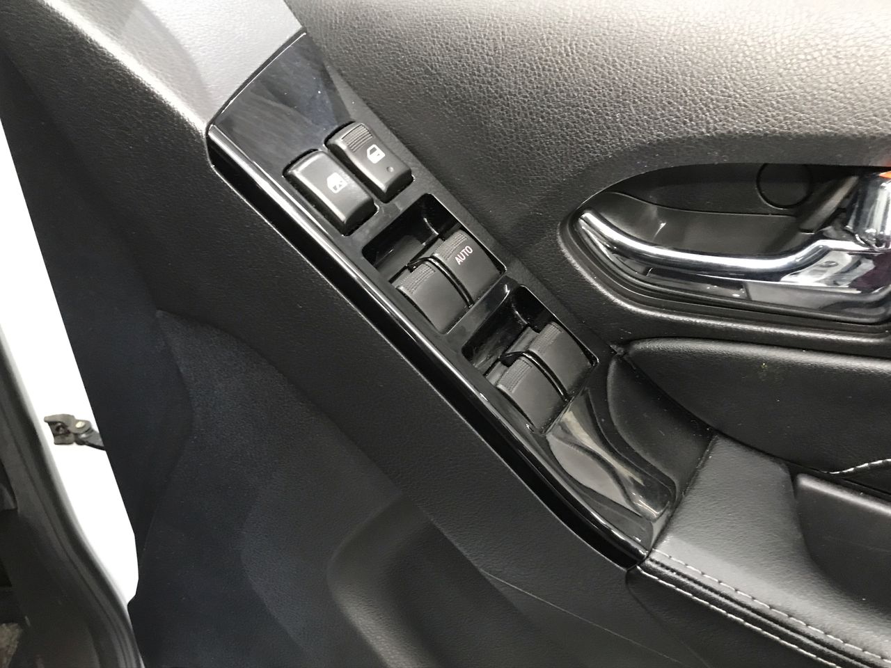 UNC 2023 $2 Vegemite Yellow RARE Coloured two dollar Coin