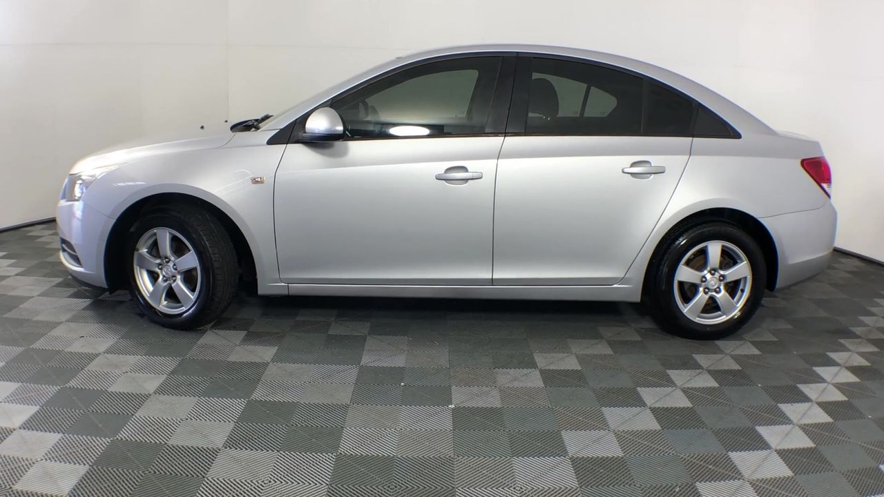 Approx 37 Ct of Loose Boulder Opal Chips (Coober Peby) In glass disp/bottle