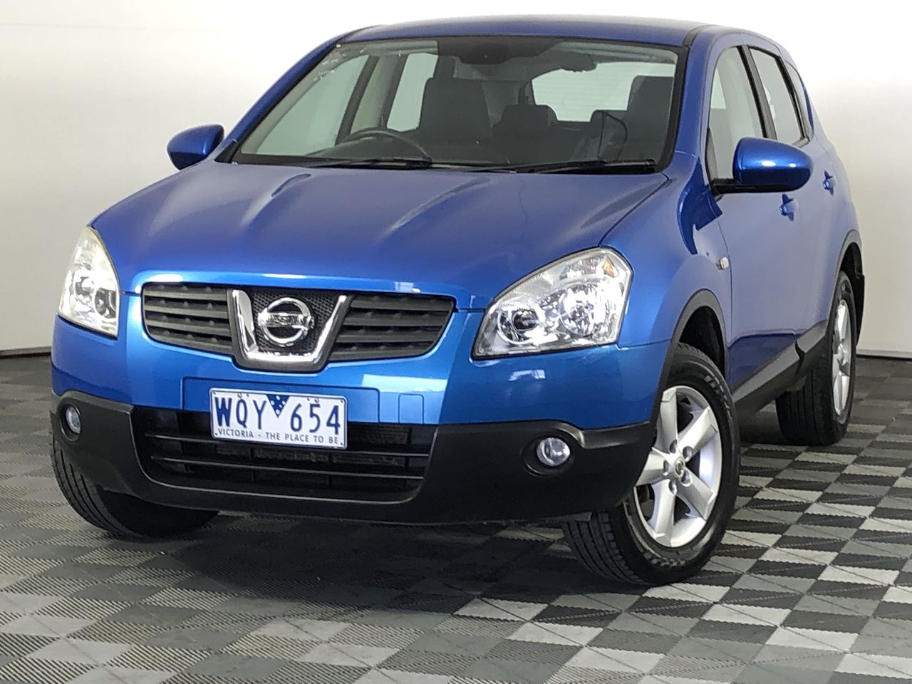 BIJ'OR - Designer White Purple Pearl Drop Earrings in Gold RRP $59