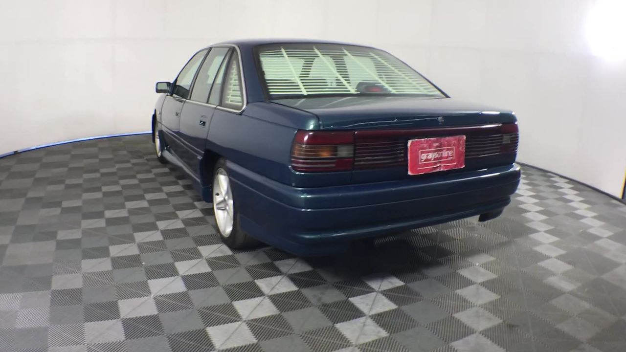 BIJ'OR - Genuine Black Freshwater Pearl Floral Necklace in Gold RRP $59