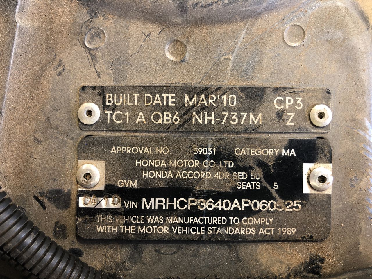 BIJ'OR - Black Pearl Classic Swirl Stud Earrings RRP $59