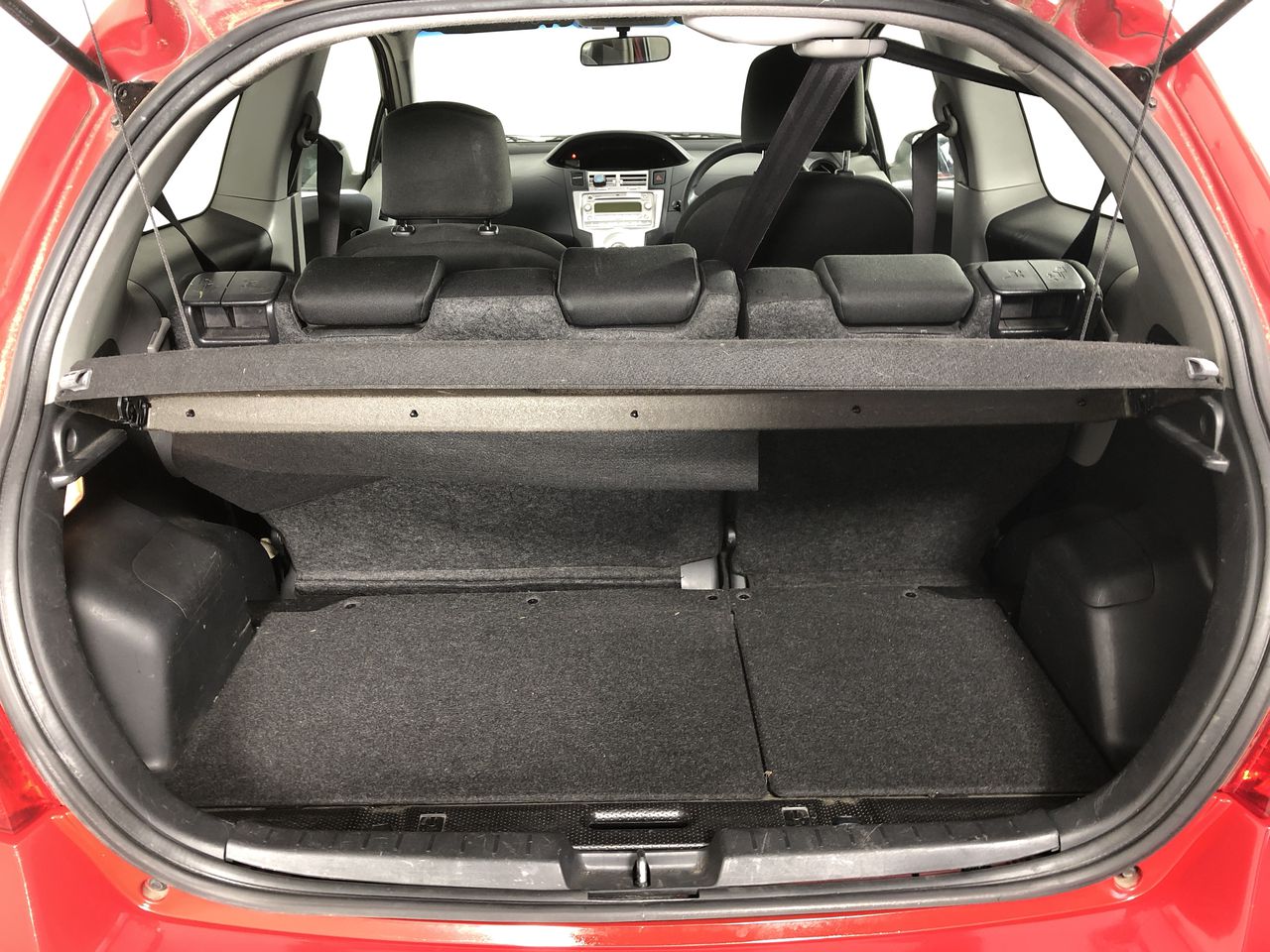 Wolf Blass Red Label Pinot Grigio (6x 750mL).