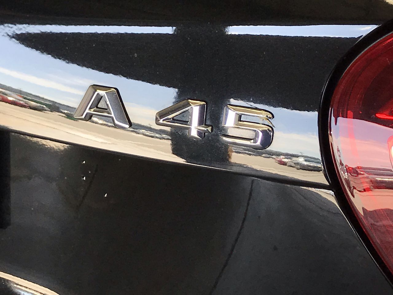 APPLE iPad Air 1 (A1474) Tablet 32GB