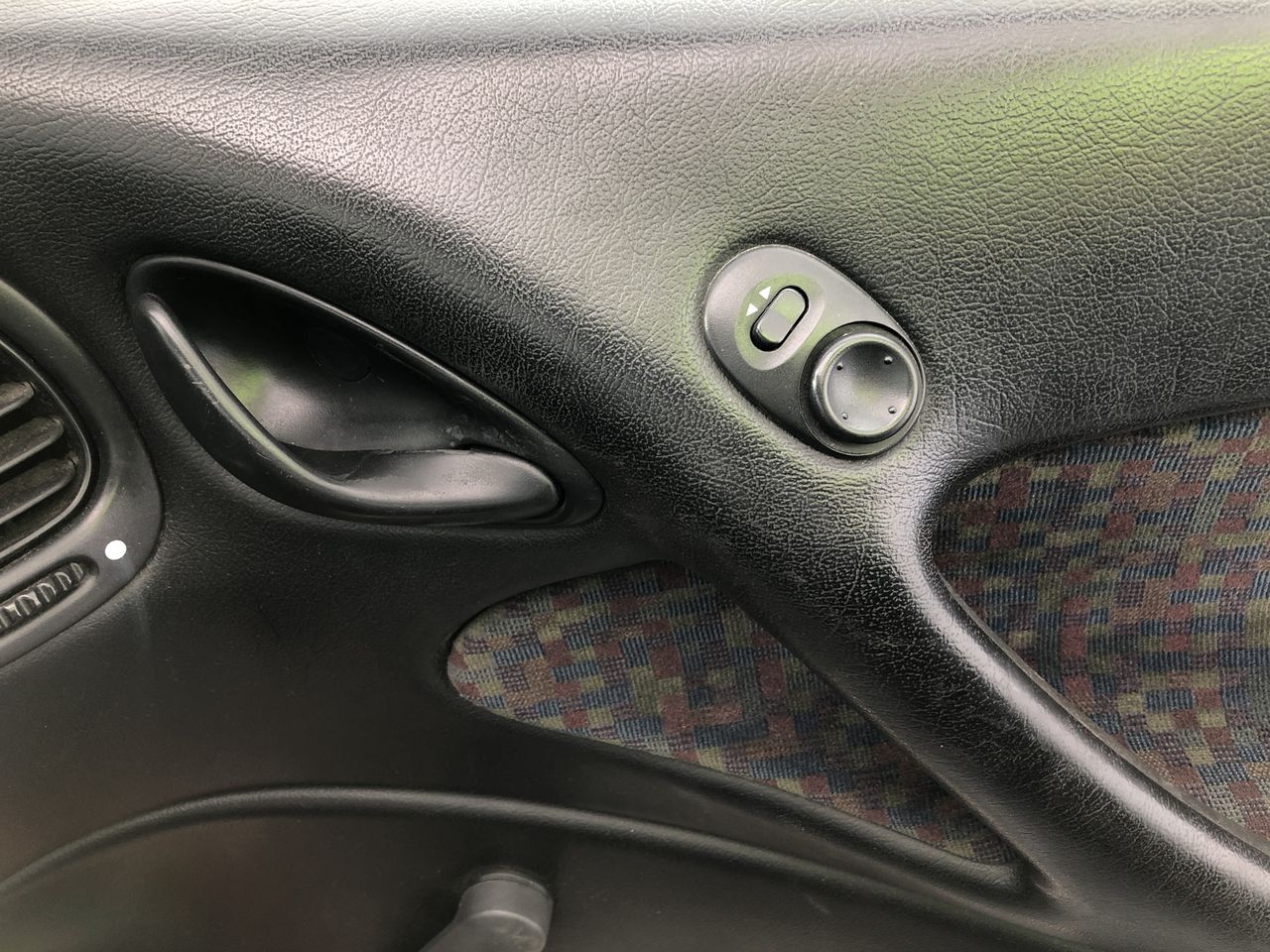 Stainless Steel Initial 'Z' Bracelet with Simulated Diamonds - Yellow