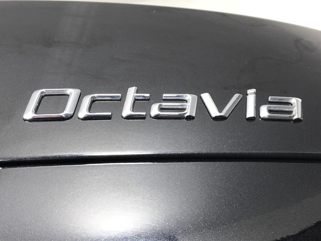 <p>Large Qty of Pine Utility Brackets, Pallet</p>