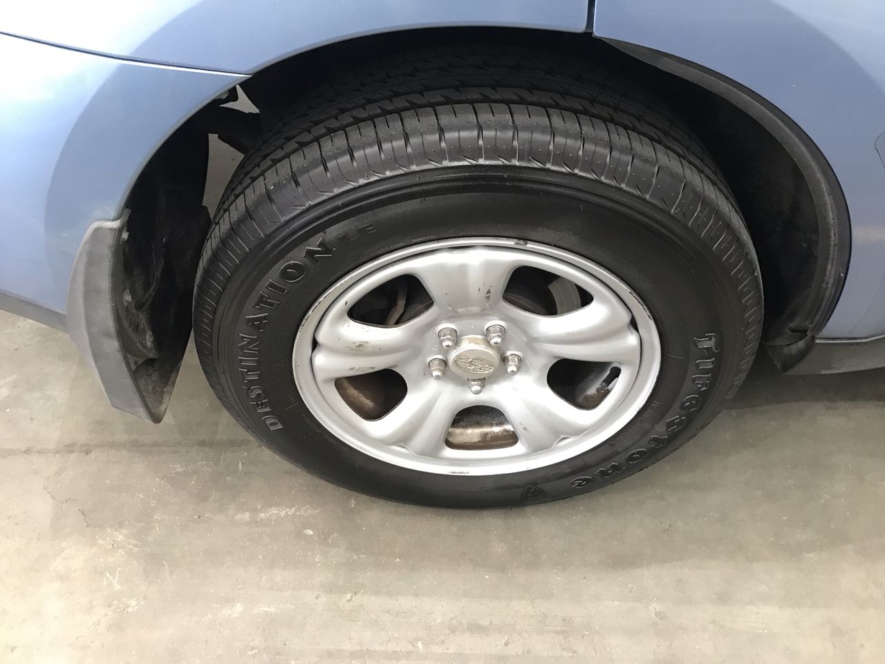 Classic Stainless Steel 3mm Curb Chain Bracelet - 9 Inches (Yellow)