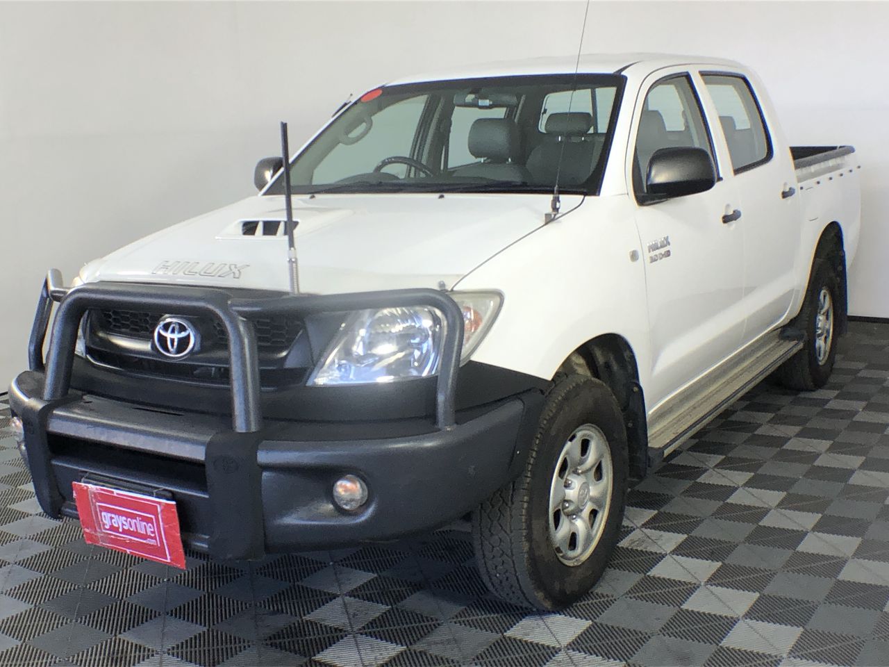 END OF LEASE AUCTION: 10" Carplay