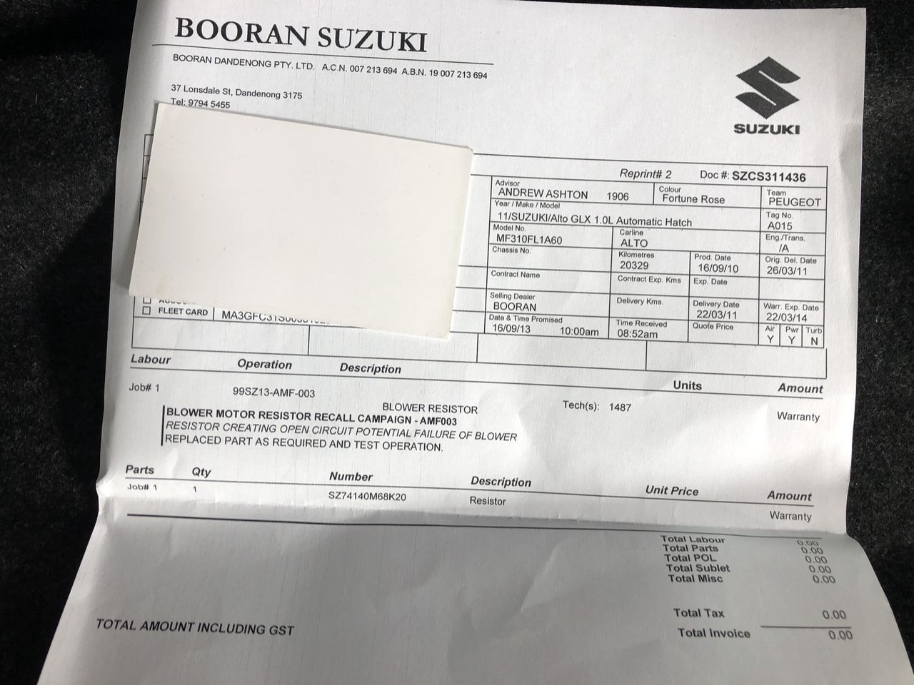 TRAMONTINA Dutch Oven Cast Iron 3.7L, Marshmallow NB: minor use, no box.