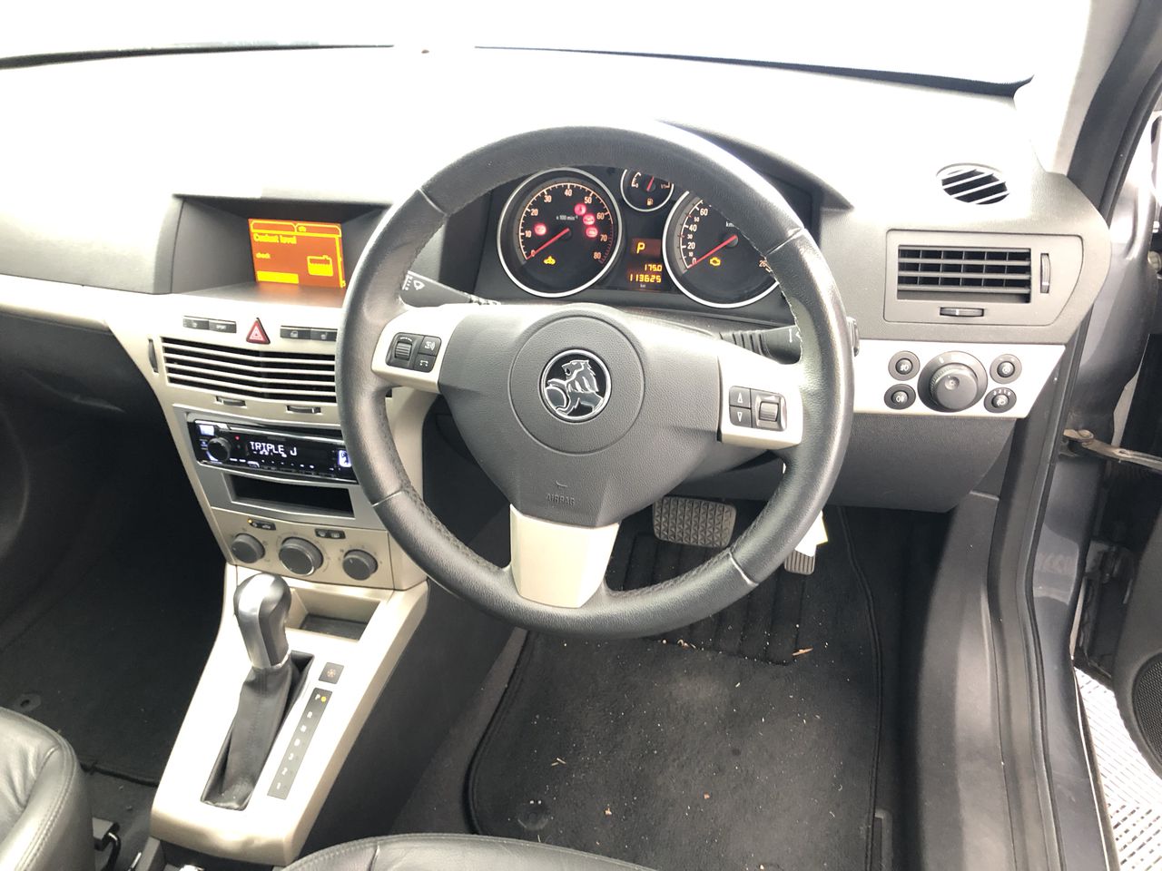 UAG Removable Privacy Apple iPhone 16 Pro (6.3") Screen Protector - Tint (1