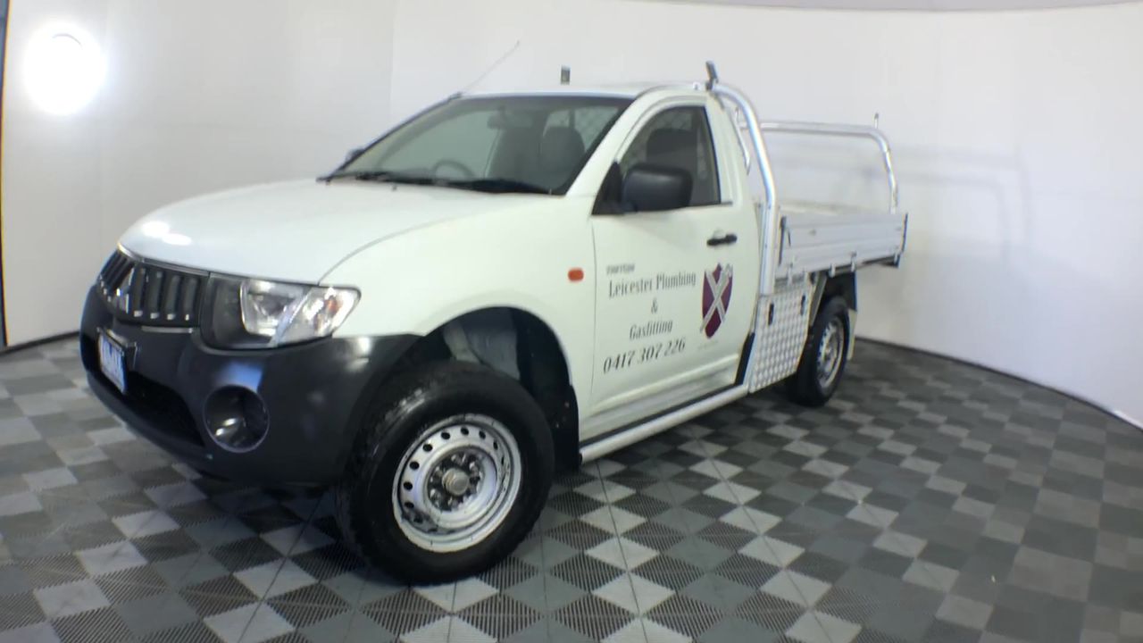 END OF LEASE SALE: mixed lot of DVD VCR's, VCR's and CD Players