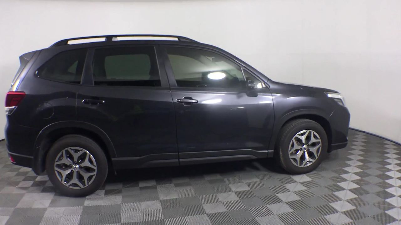 230 Strong Men Cleanskin Shiraz 2022 (12x 750mL) SA