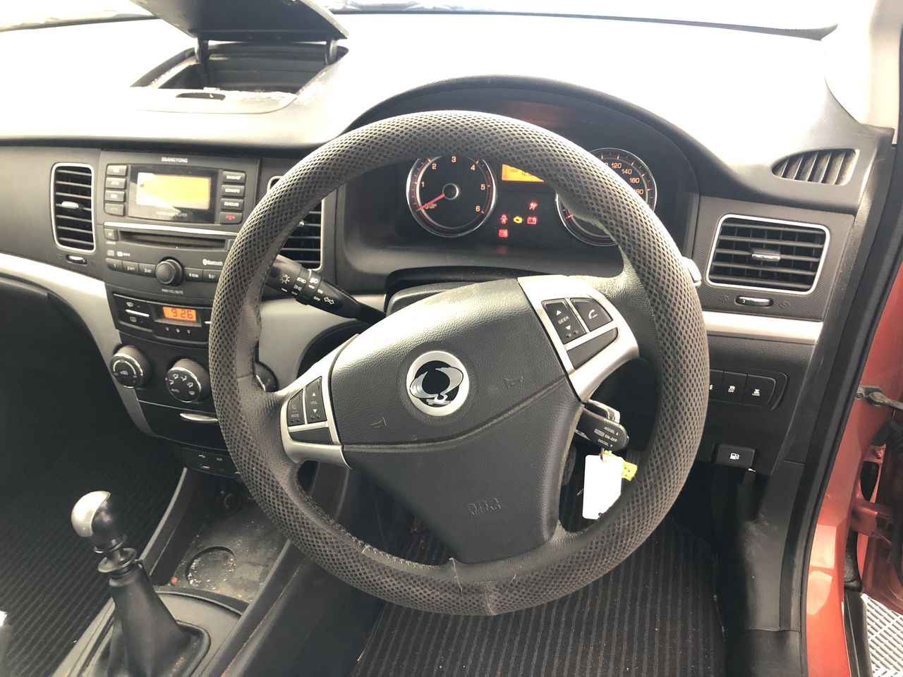 De Bortoli `Sacred Hill` Sparkling Brut NV (6x 750mL), Riverina, NSW.