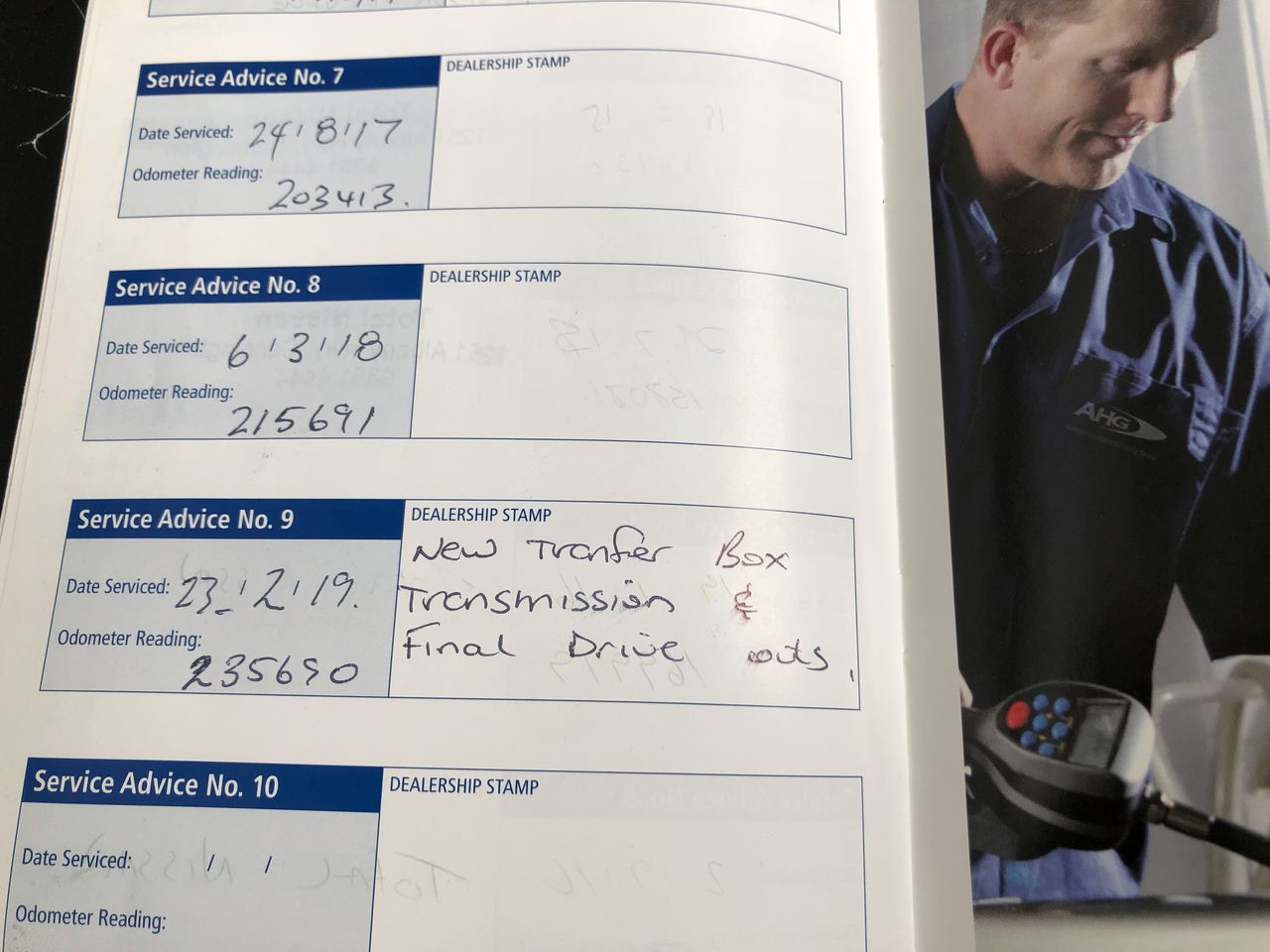 T'Gallant Chardonnay Pinot Noir NV (6x 750mL).