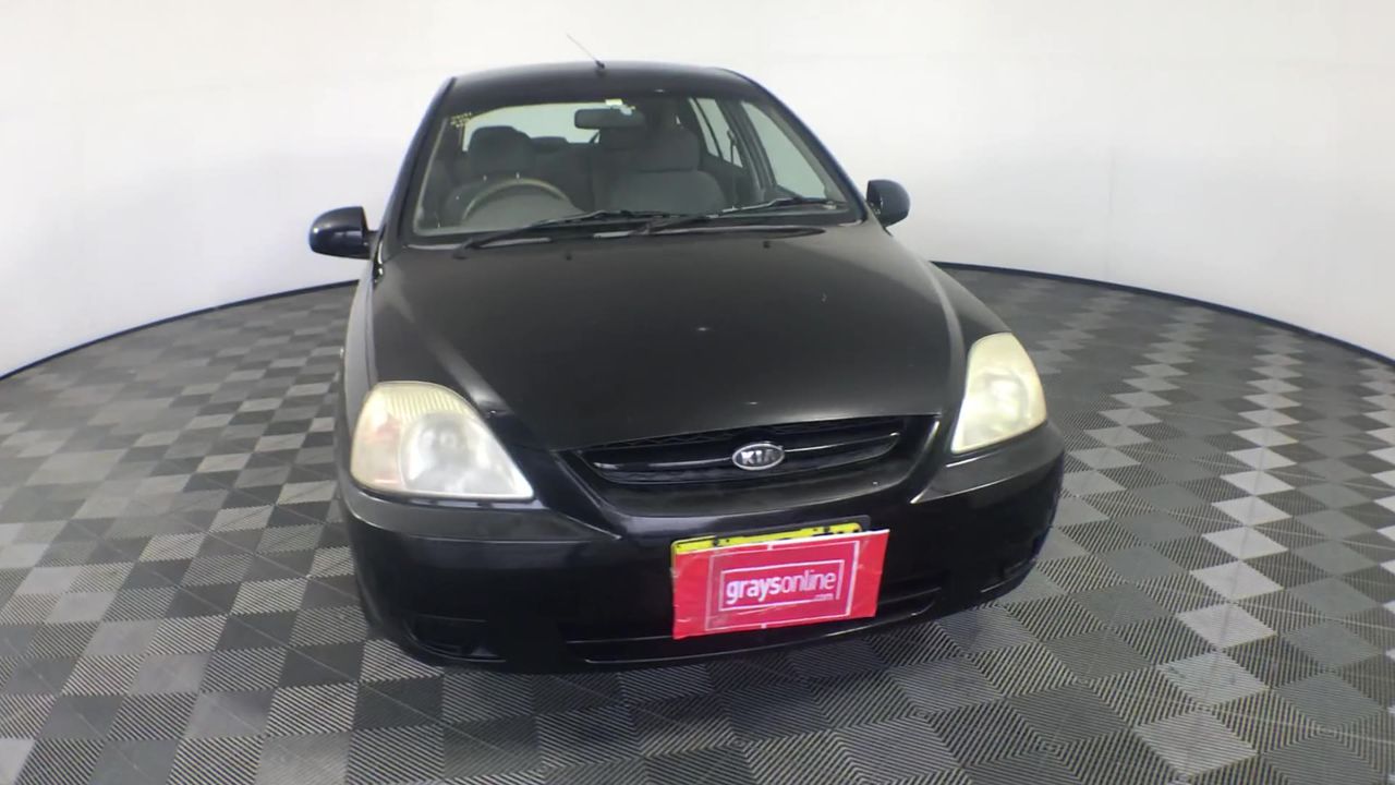 Mix Brand and Model Plastic Pallets (Lot of 10)