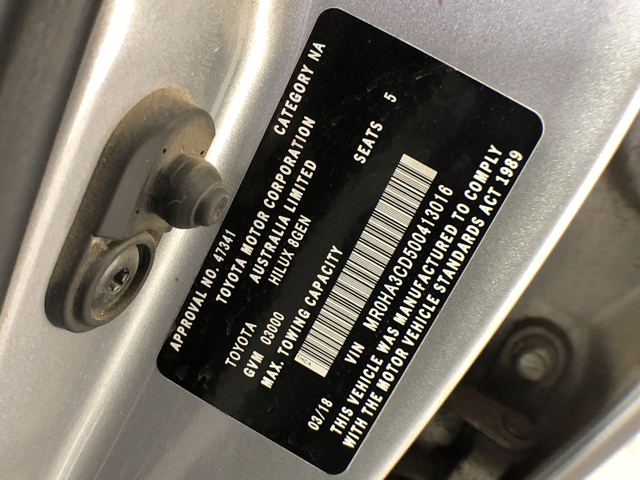 18K Gold-Filled Tennis Bracelet Round Facet Cut Simulated Diamonds - 22.8cm