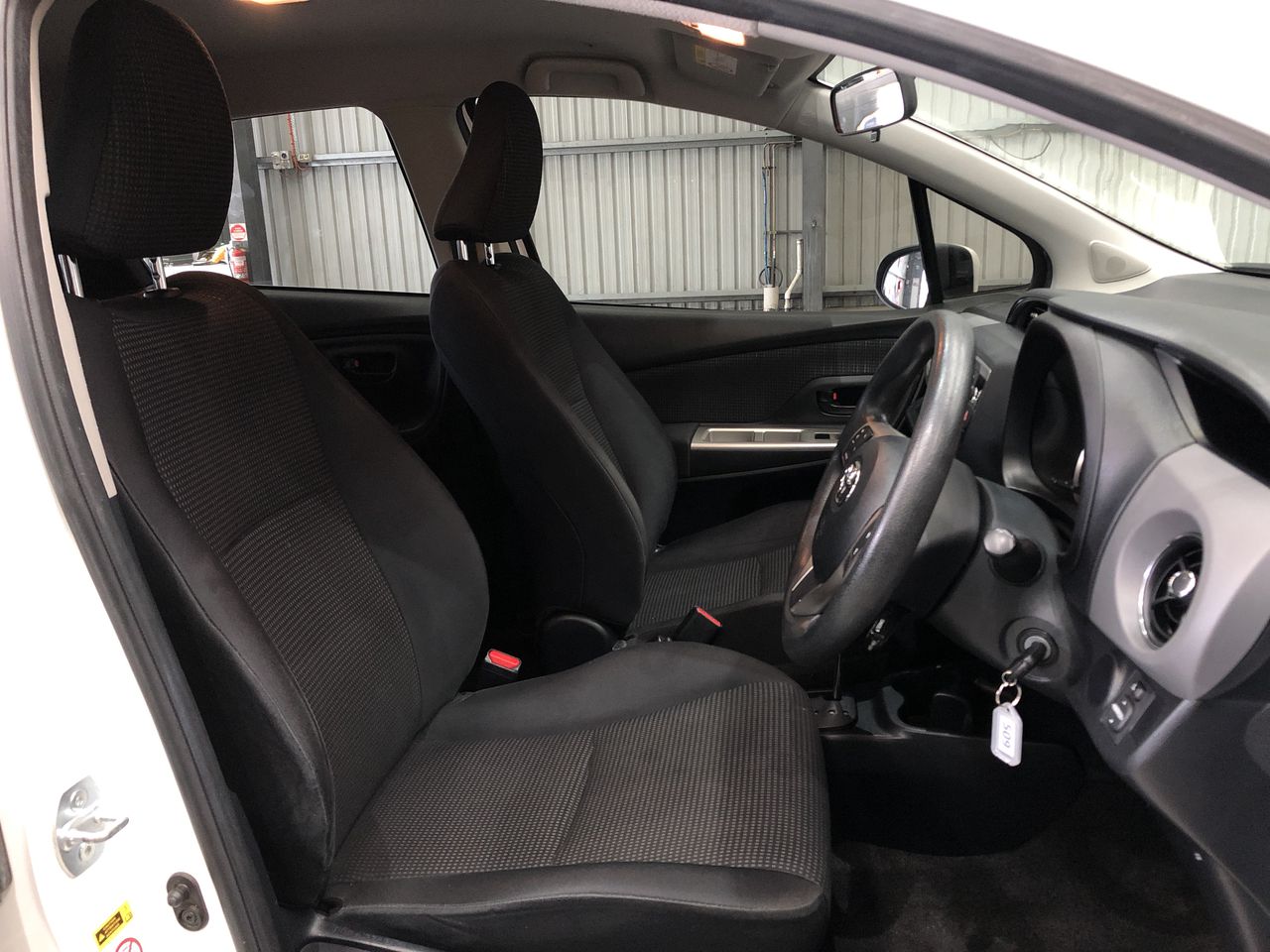 Yellow Box  'Mid-Strength' Pinot Grigio 2023 (12x 750mL) SA