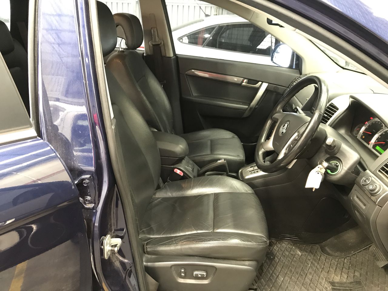 Global Truss Mobile Exhibition Stand with Transport Road Case